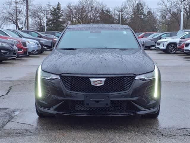 2022 Cadillac CT4-V Base