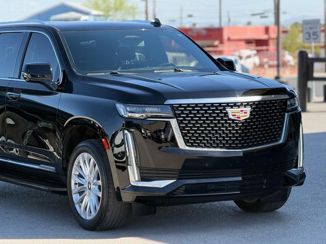 2022 Cadillac Escalade Luxury