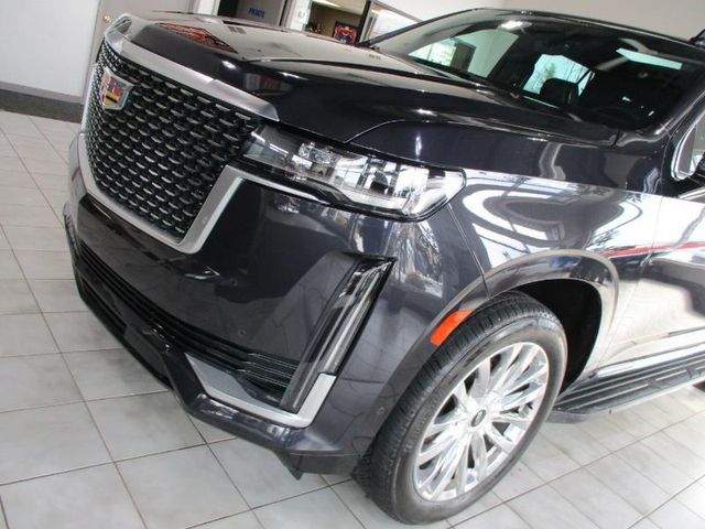 2022 Cadillac Escalade ESV Premium Luxury