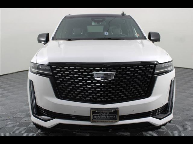 2022 Cadillac Escalade Luxury