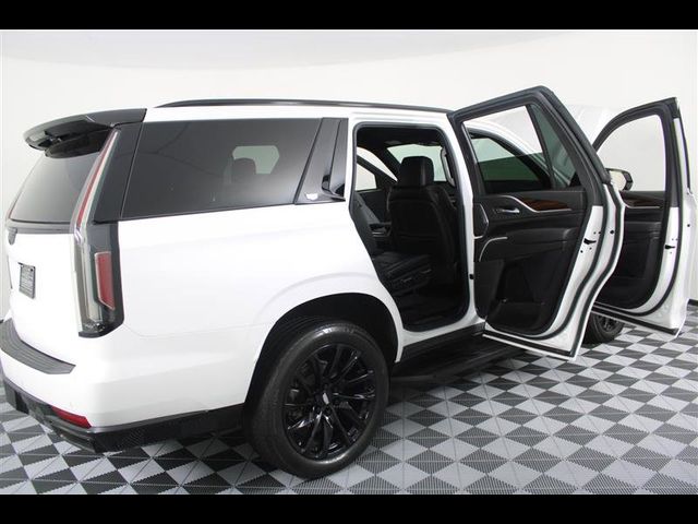 2022 Cadillac Escalade Luxury