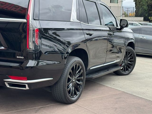 2022 Cadillac Escalade Luxury