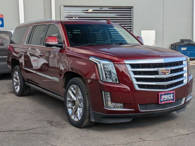 2022 Cadillac Escalade Premium Luxury