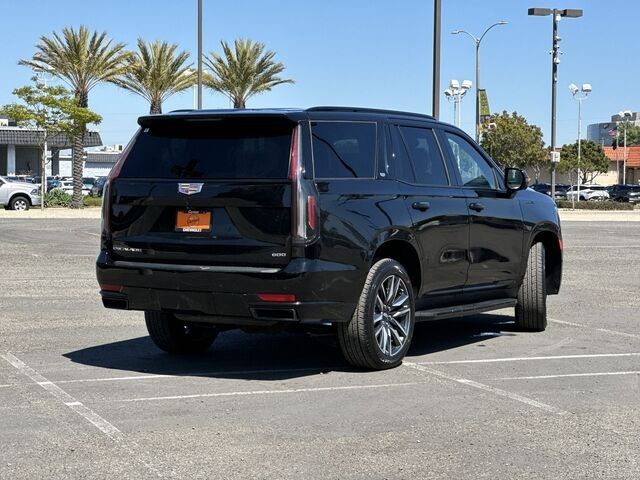 2022 Cadillac Escalade Sport