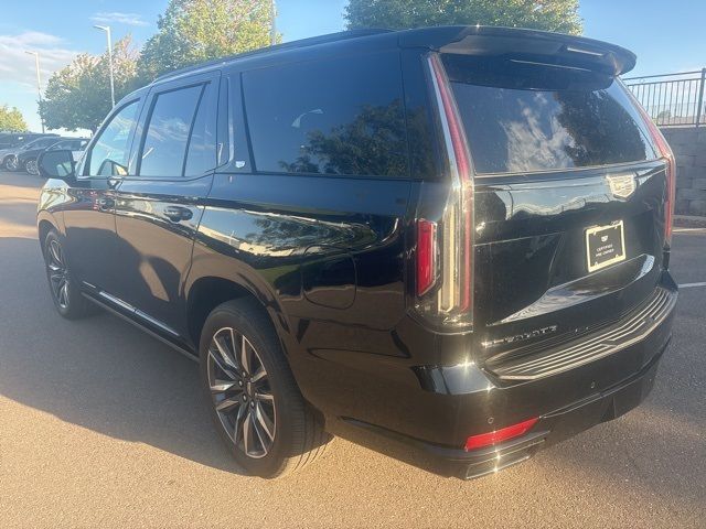 2022 Cadillac Escalade Sport