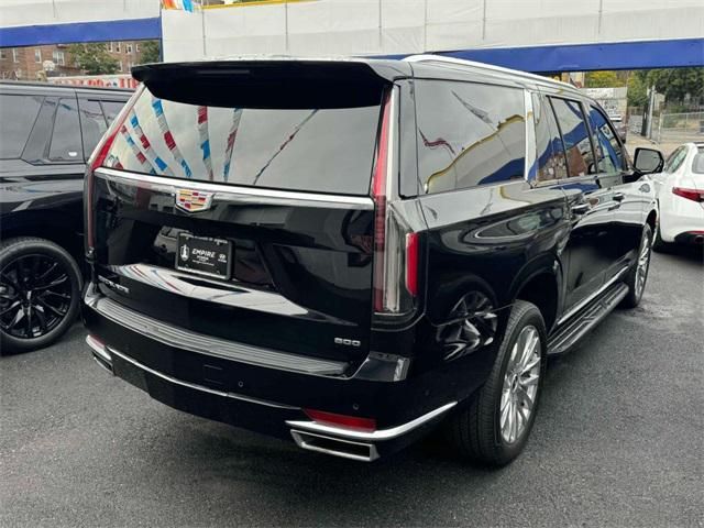 2022 Cadillac Escalade ESV Premium Luxury