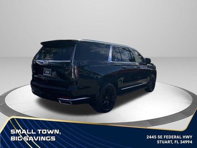 2022 Cadillac Escalade ESV Luxury