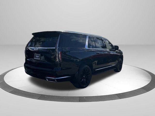 2022 Cadillac Escalade ESV Luxury