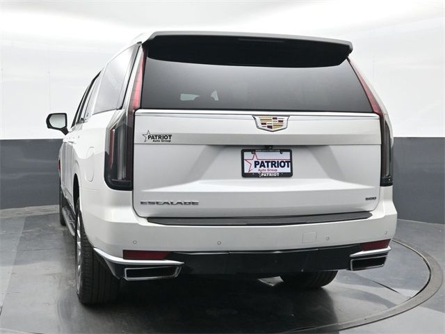 2022 Cadillac Escalade ESV Luxury