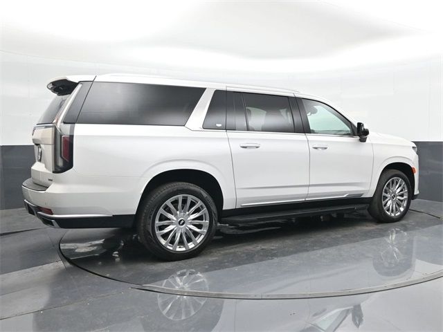 2022 Cadillac Escalade ESV Luxury