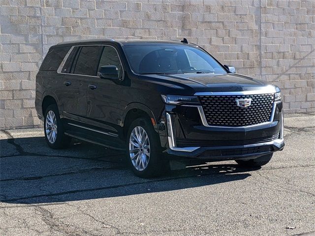 2022 Cadillac Escalade ESV Luxury