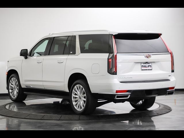 2022 Cadillac Escalade ESV Luxury