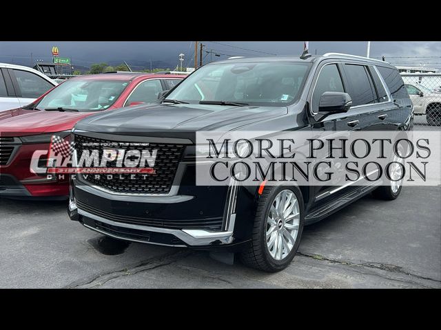2022 Cadillac Escalade ESV Luxury