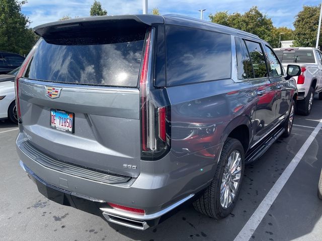 2022 Cadillac Escalade ESV Luxury