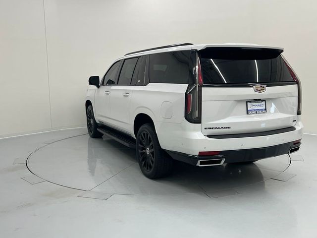 2022 Cadillac Escalade ESV Premium Luxury