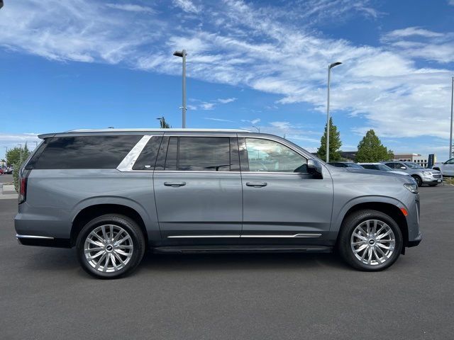 2022 Cadillac Escalade ESV Premium Luxury