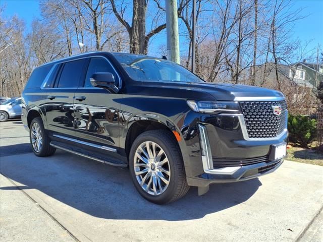 2022 Cadillac Escalade ESV Premium Luxury