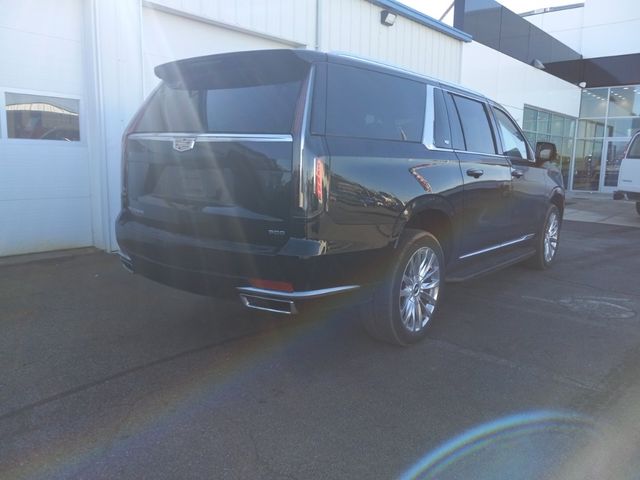 2022 Cadillac Escalade ESV Premium Luxury