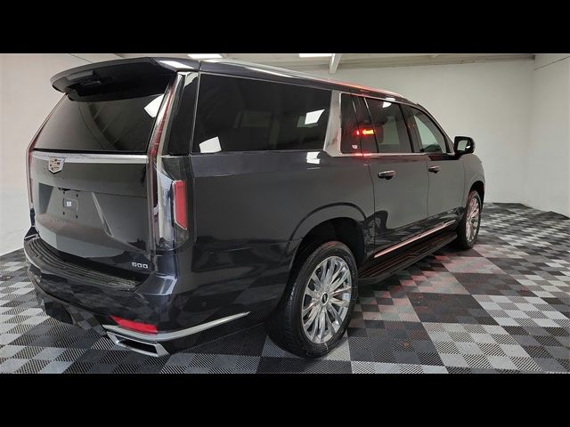 2022 Cadillac Escalade ESV Premium Luxury