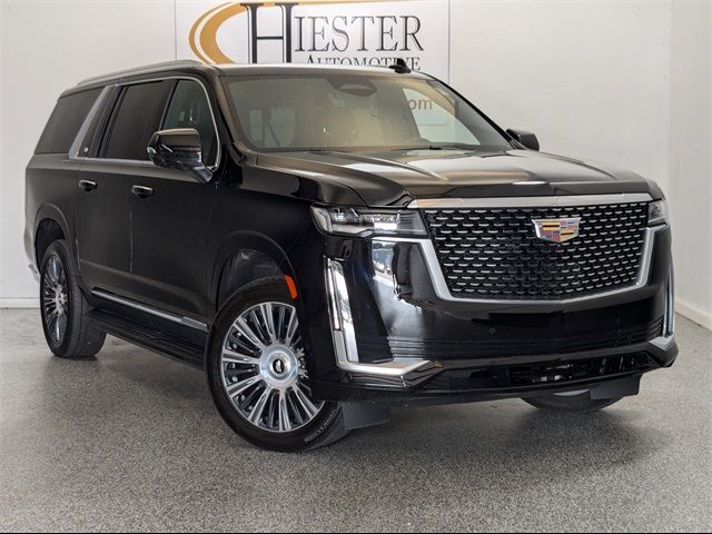 2022 Cadillac Escalade ESV Premium Luxury