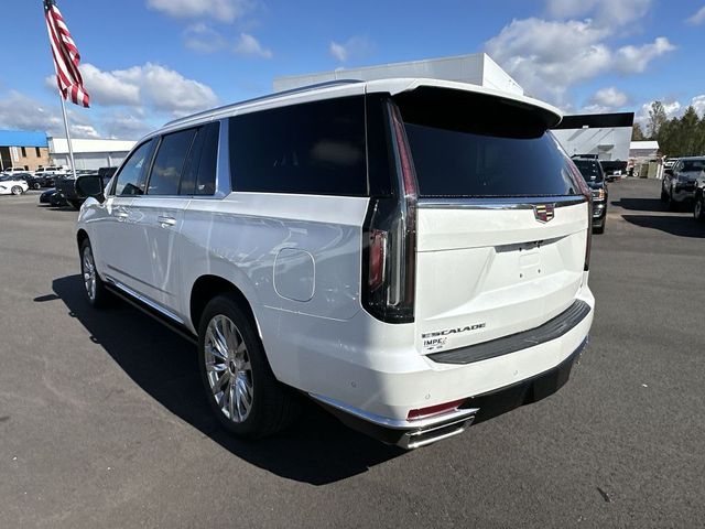 2022 Cadillac Escalade ESV Premium Luxury