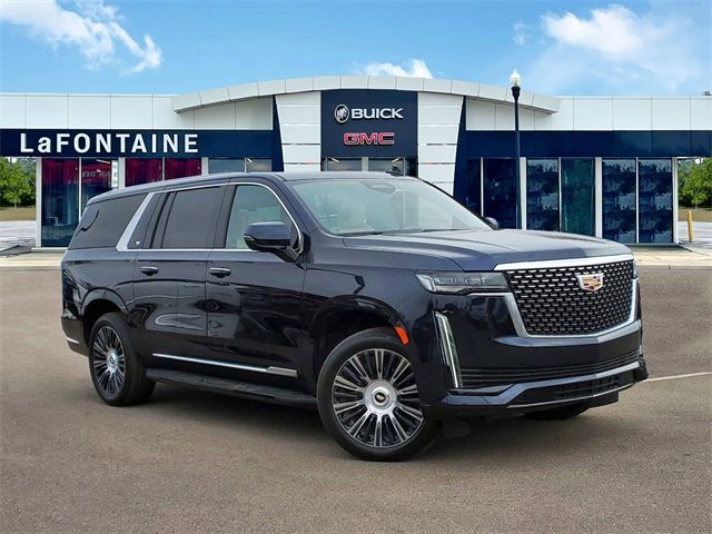 2022 Cadillac Escalade ESV Premium Luxury