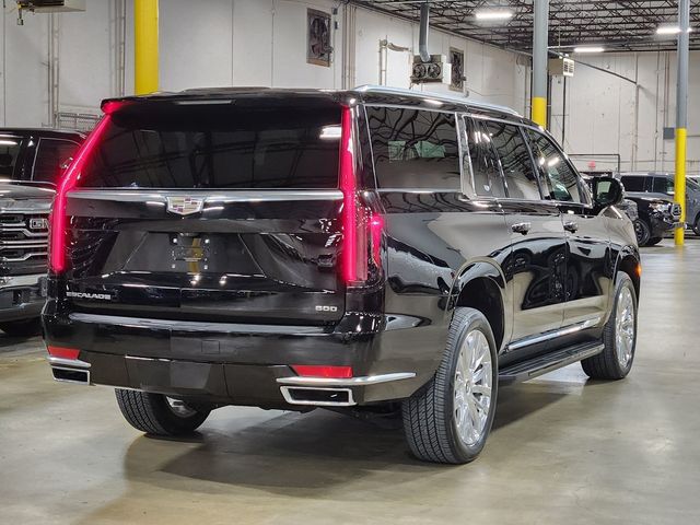 2022 Cadillac Escalade ESV Premium Luxury