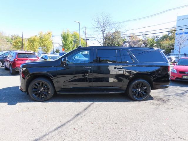 2022 Cadillac Escalade ESV Sport