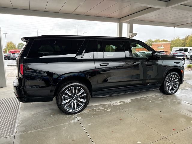 2022 Cadillac Escalade ESV Sport