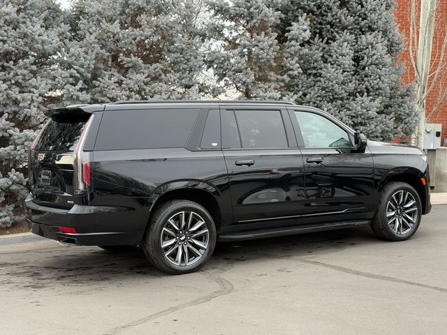 2022 Cadillac Escalade ESV Sport