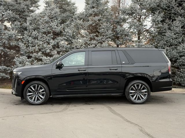 2022 Cadillac Escalade ESV Sport