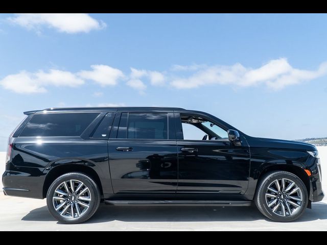 2022 Cadillac Escalade ESV Sport