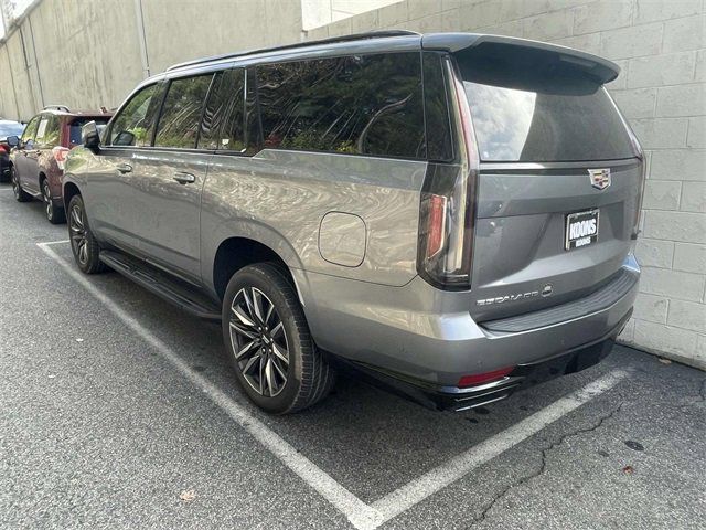 2022 Cadillac Escalade ESV Sport