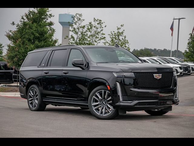 2022 Cadillac Escalade ESV Sport