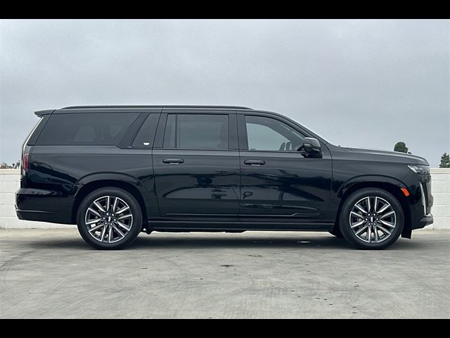 2022 Cadillac Escalade ESV Sport