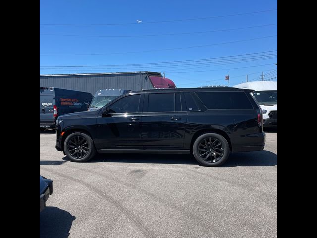 2022 Cadillac Escalade ESV Sport
