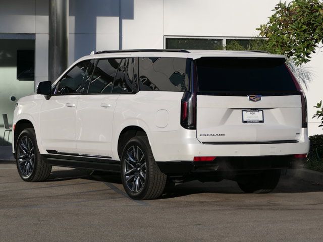 2022 Cadillac Escalade ESV Sport