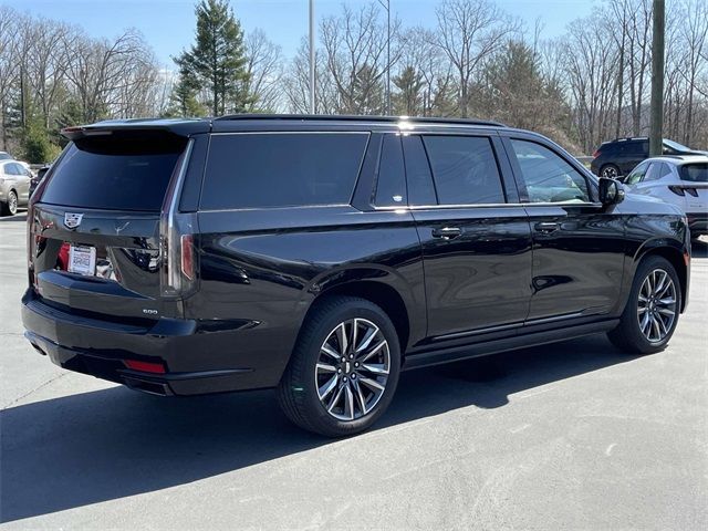 2022 Cadillac Escalade ESV Sport