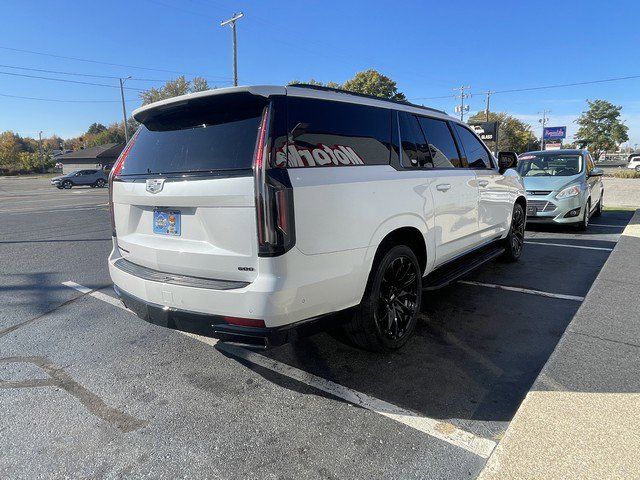 2022 Cadillac Escalade ESV Sport Platinum