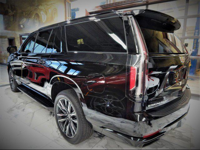 2022 Cadillac Escalade ESV Sport Platinum