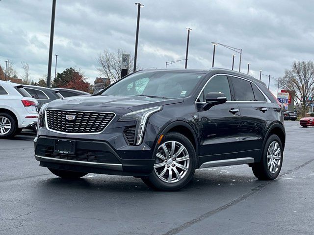 2022 Cadillac XT4 Premium Luxury