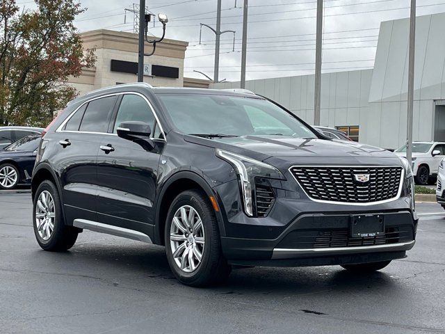 2022 Cadillac XT4 Premium Luxury