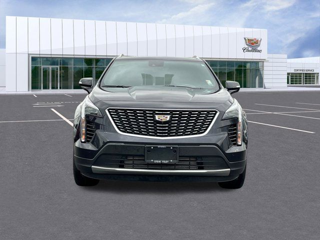 2022 Cadillac XT4 Premium Luxury