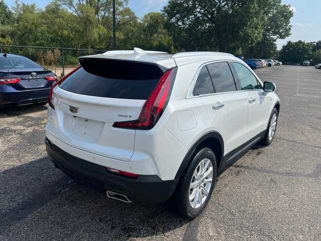 2022 Cadillac XT4 Luxury