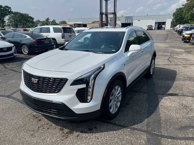 2022 Cadillac XT4 Luxury