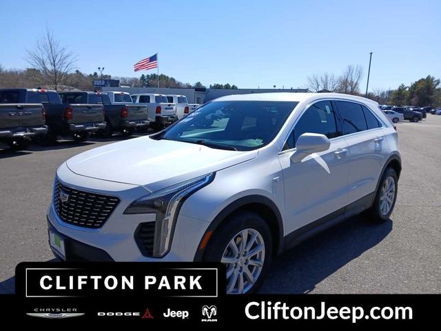 2022 Cadillac XT4 Luxury