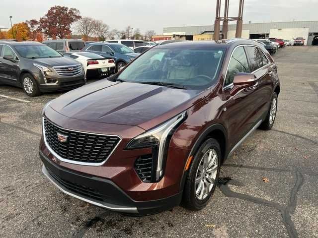 2022 Cadillac XT4 Premium Luxury