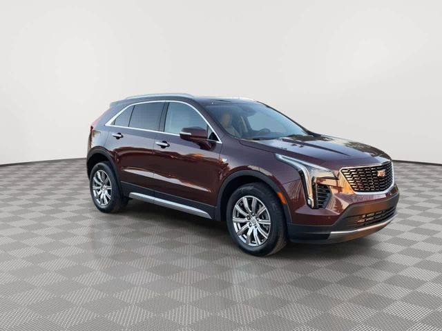 2022 Cadillac XT4 Premium Luxury