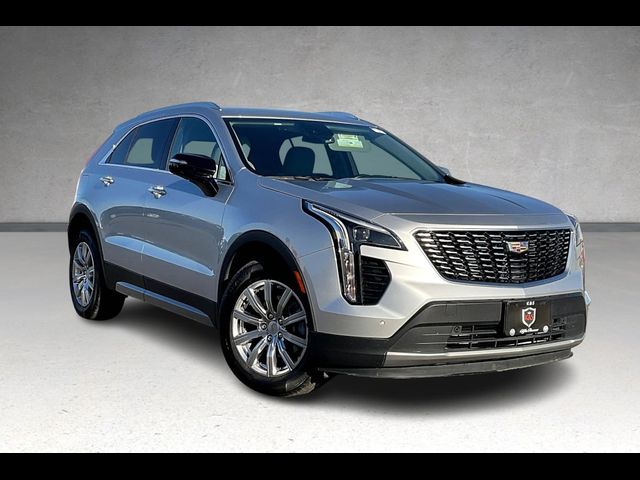 2022 Cadillac XT4 Premium Luxury