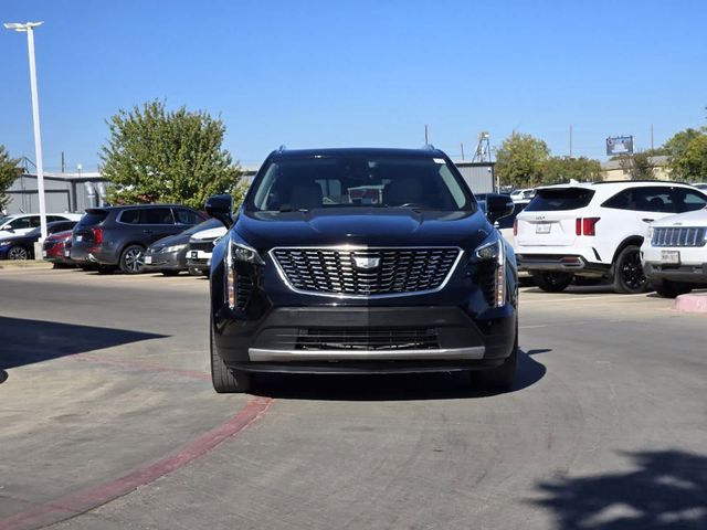 2022 Cadillac XT4 Premium Luxury